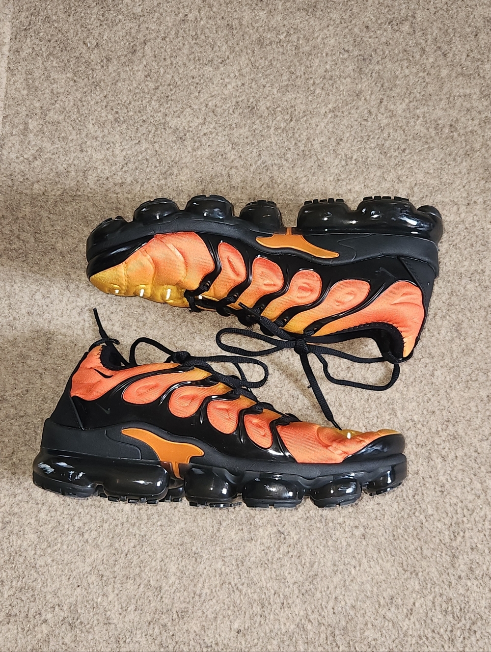 Nike Air VaporMax Plus Sneakers  | "Sunset" Black/Orange | 8.5